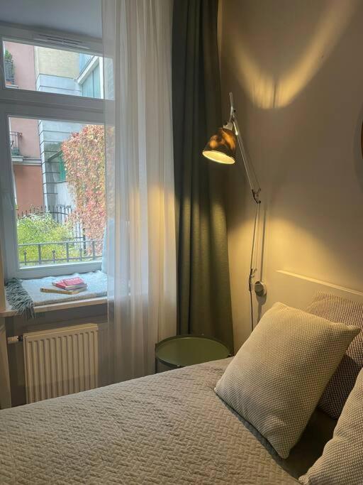 Cute Apartment Perfect For Business And Travel. ワルシャワ エクステリア 写真